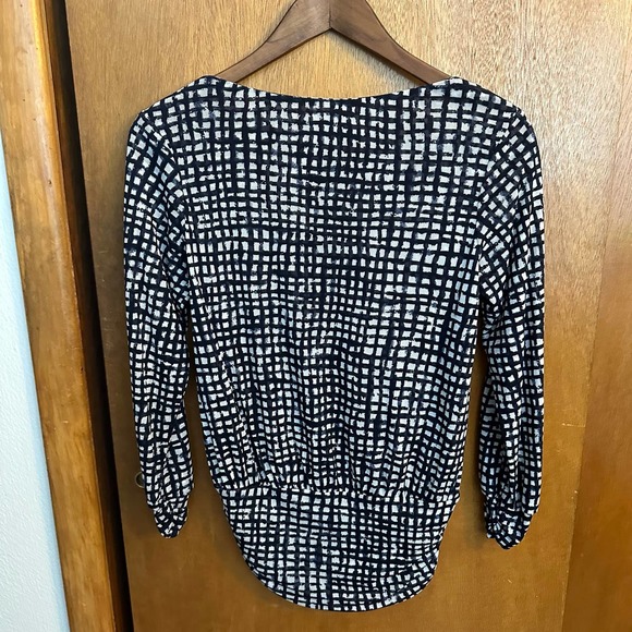 Pendleton Medium black/white checkered ruched blouse - Picture 5 of 10